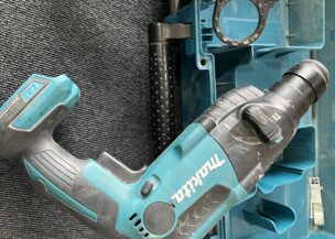 MAKITA HR165D 充電式ハンマードリル