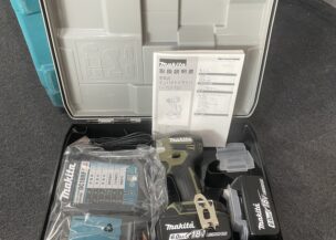 makita TD173DRGXO  充電式インパクトドライバセット品（バッテリ2個・充電器付き）